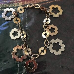 Elegant Silvertone Flower Charm Bracelet